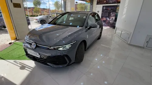 Golf 300TSI 2025 