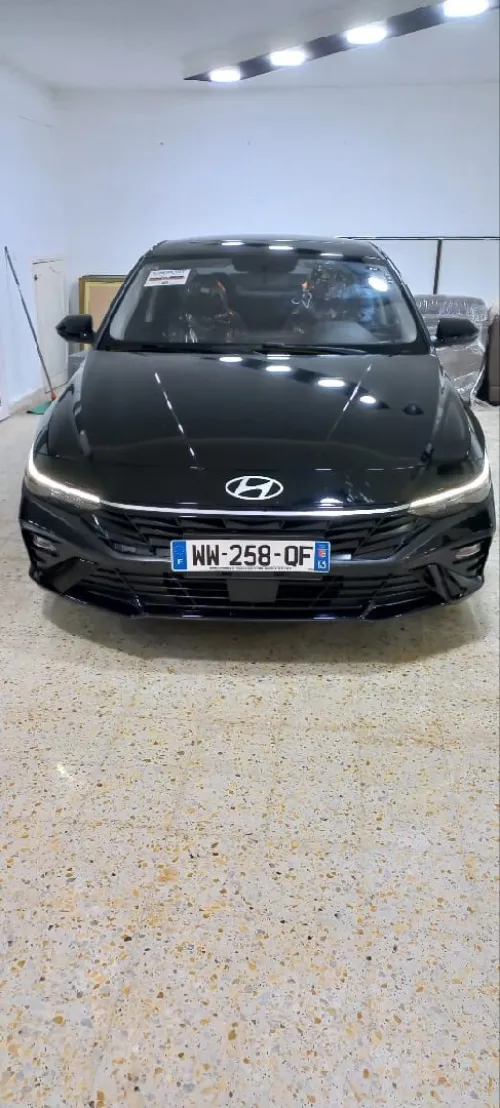 Hyundai Elantra 2025 GLX
