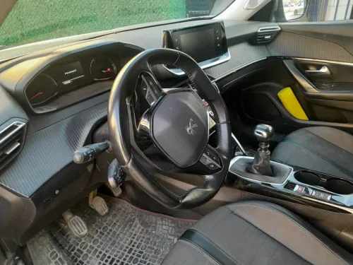 Peugeot 2008 2021 Allure