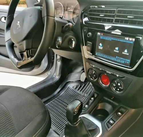 Peugeot 301 2022 Allure