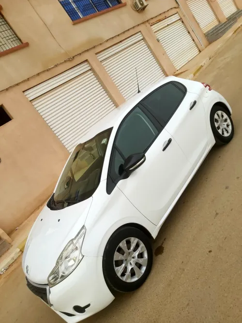 Peugeot 208 2012 208