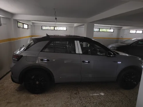 Volgswagen T-roc gris nardo kit black 2025 