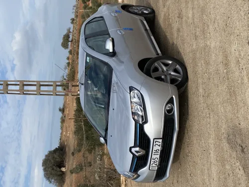 Renault Symbol 2016 La tout
