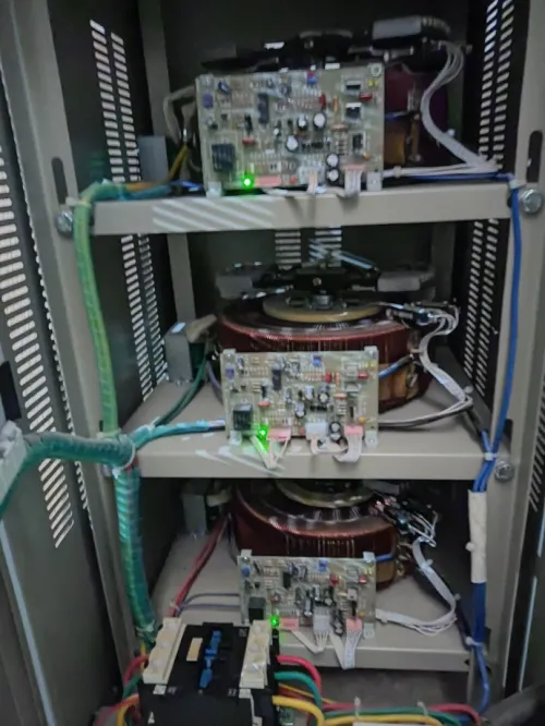 Stabilisateur de Tension Industriel 20KVA ANDELI DIMEL Triphasé 380V Haute Performance