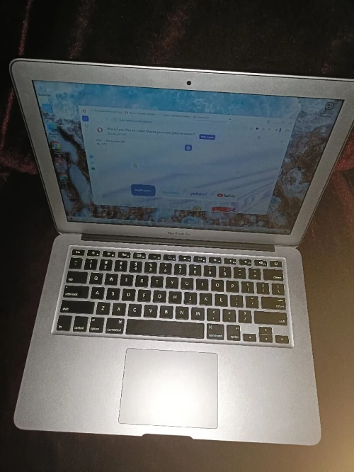 MacBook