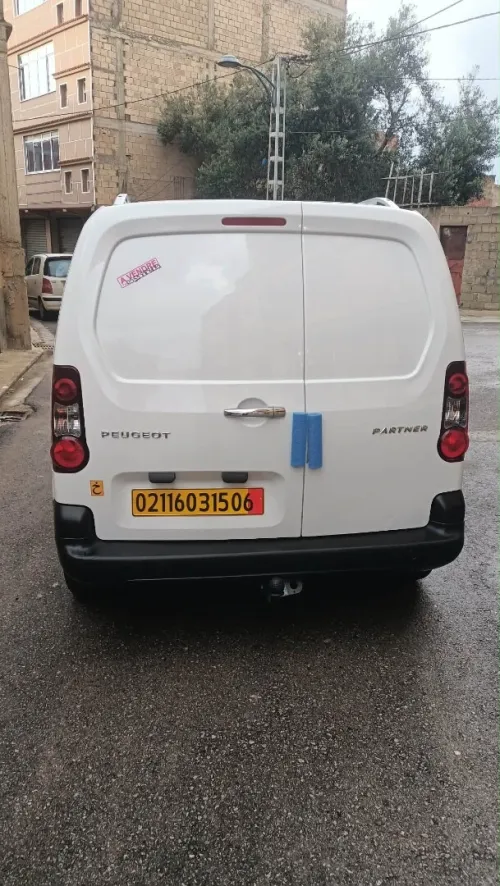 Peugeot Partner 2015 Partner b9