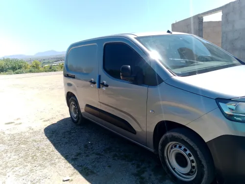 Fiat Doblo 2023 Italian