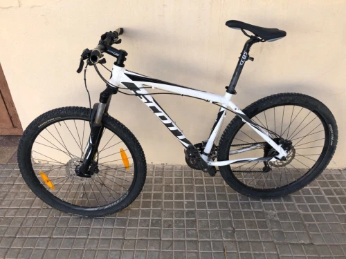 VTT Scott taille M
