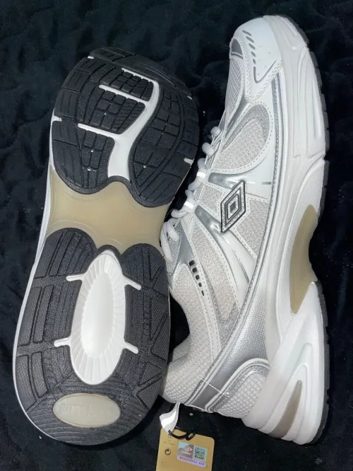 Umbro metallic sneakers  -Spain-