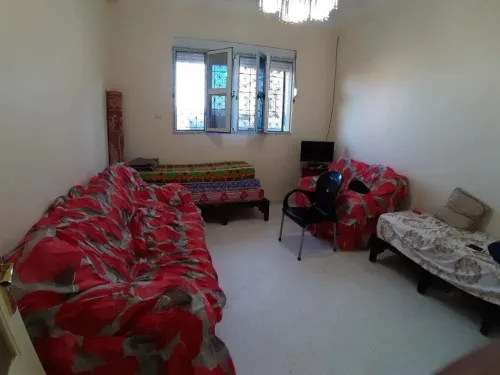 Location Appartement Niveau de villa F4 Skikda Collo