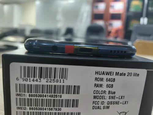 Huawei Mate 20 lite