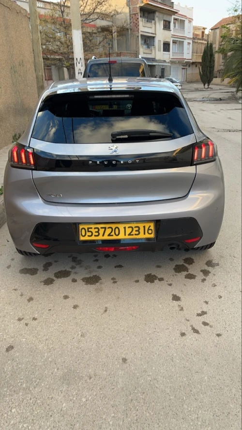 Peugeot 208 2023 Allure Pack