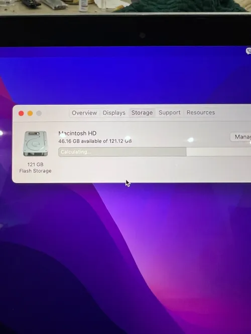 MacBook Pro 13 2015 i5 premier main excellent état jamais ouvert chargeur original