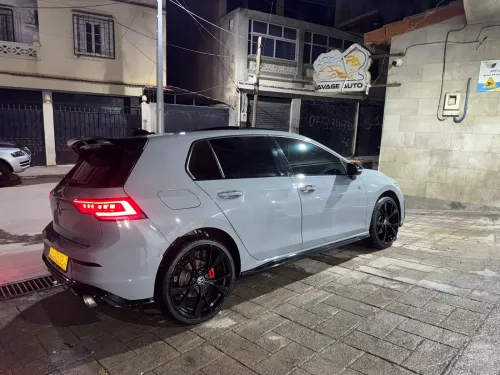 Volkswagen Golf 8 2025 R line