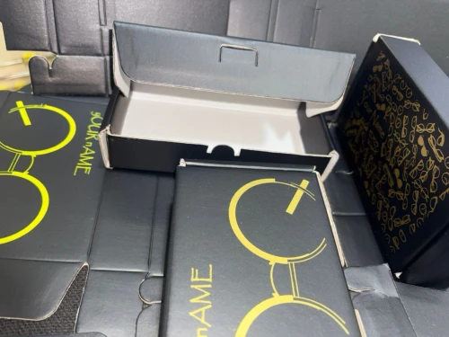 boite pour lunettes personnalisé