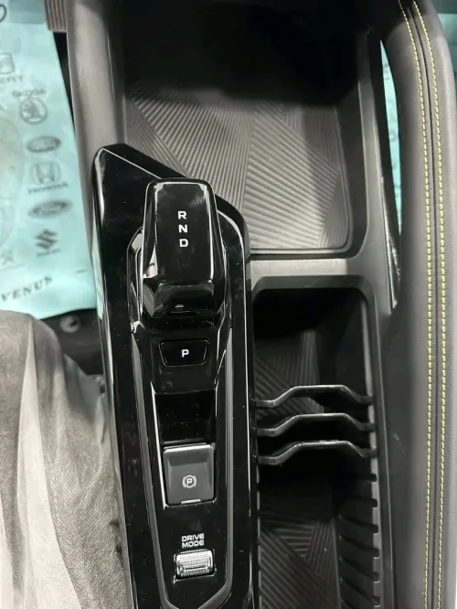Geely Coolray 2025 