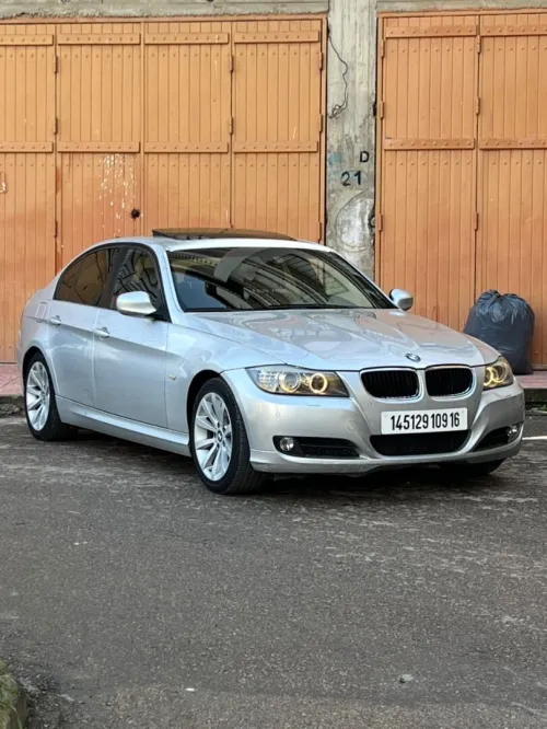 BMW Série 3 2009 