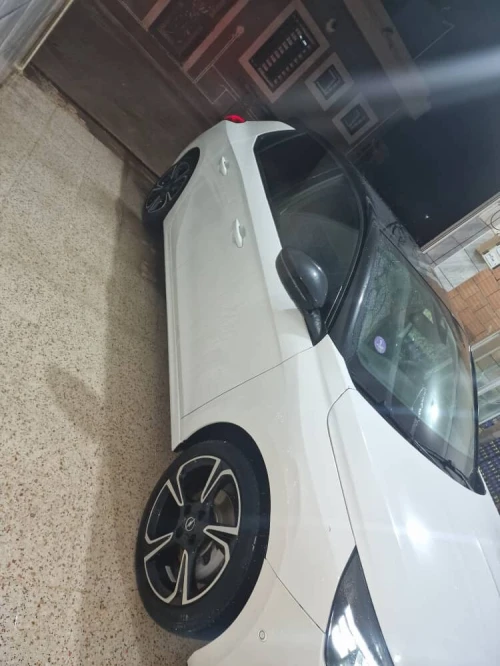 Opel Corsa 2024 