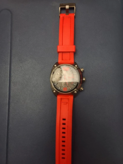 Tres belle montre Diesel authentic