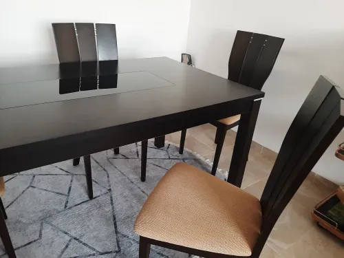 Table avec 6 chaises