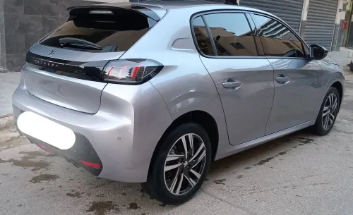 Peugeot 208 2022 Allure Facelift