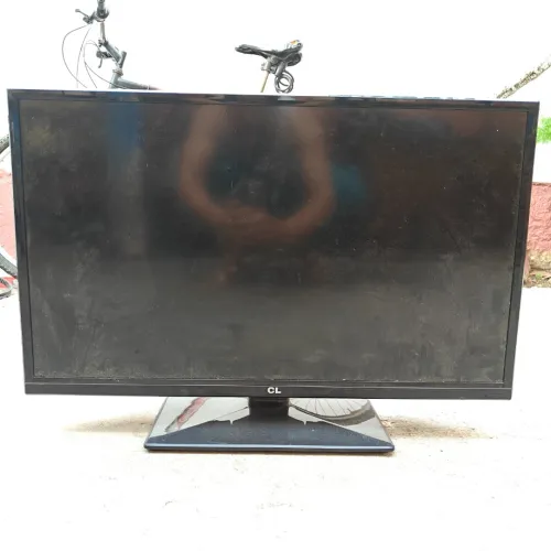 Afficheur TCL 28"