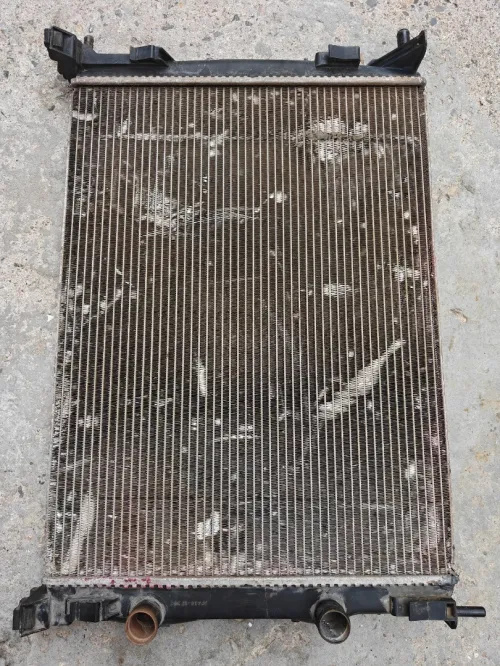 Radiateur d'eau Renault Mégane 2 Valeo 1.9 DCi/1.6 ESS