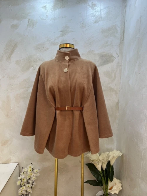 Cape disponible