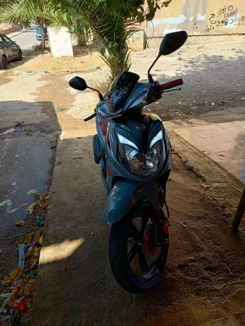 Sym Sr 2025