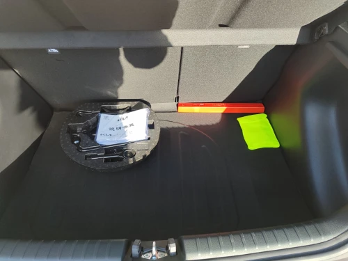 Kia KX1 2025 Toute options (toit ouvrant + boîte auto)