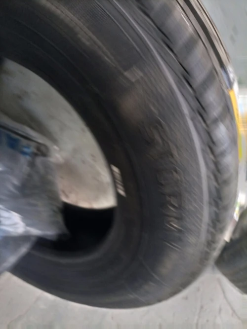 Pneus 185/14/ C