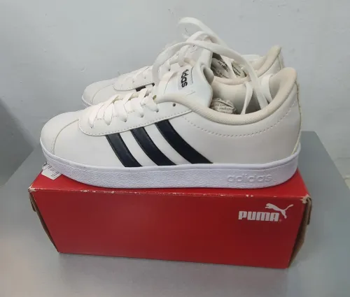 Adidas originale neuf pointure 33.5