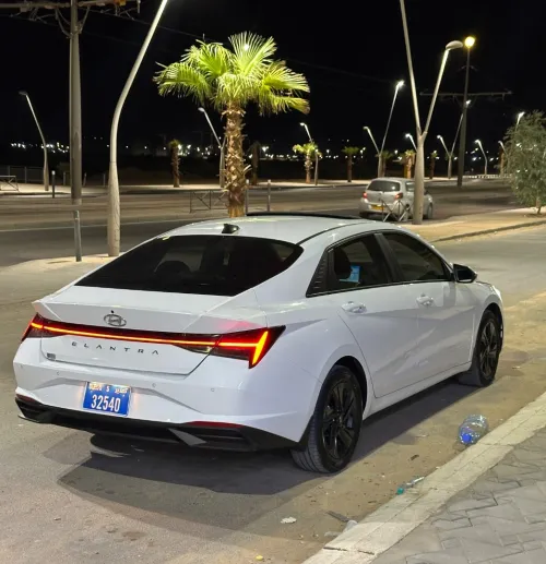 Hyundai Elantra 2023 Black edition