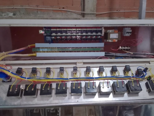 Électricien 