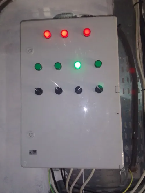 Électricien 