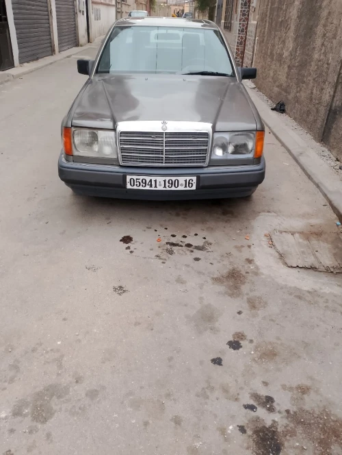 Mercedes Classe D 1990 Benz