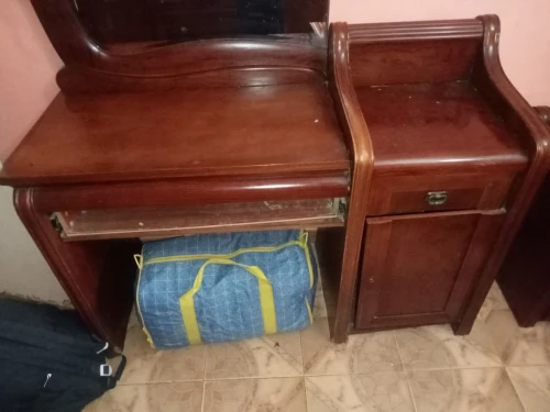 Vendre trés belle chambrer royale avec matelas (chambre malysie royal LIT 2M/1,90 M)