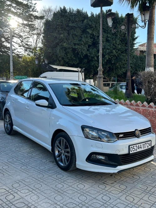 Volkswagen Polo 2017 R-line