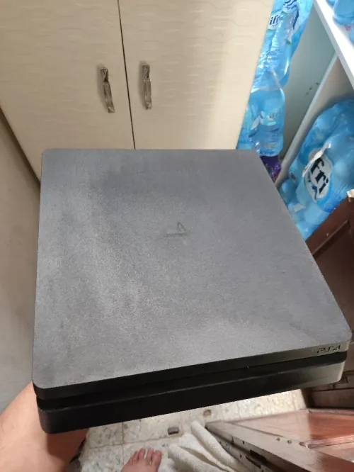 Ps4 slim