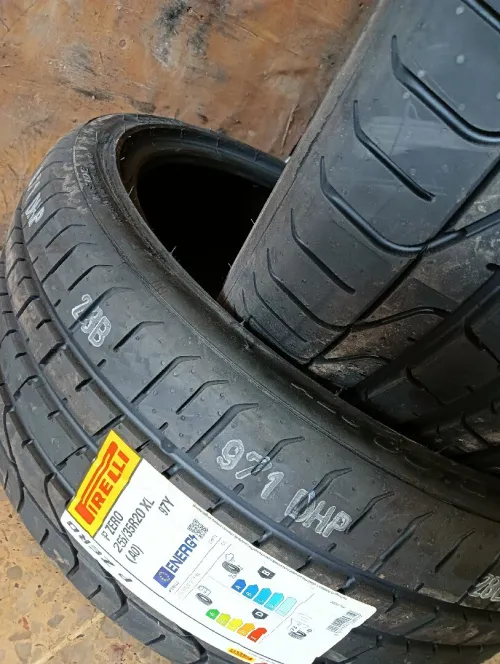 Pneus Pirelli