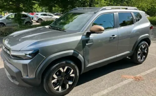 Dacia Duster 2025 GOLD EXTREME