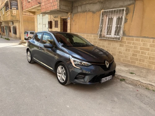 Renault Clio 5 2021 E-TECH