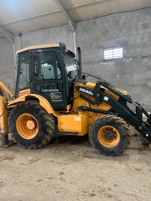 Hyundai 940 2015