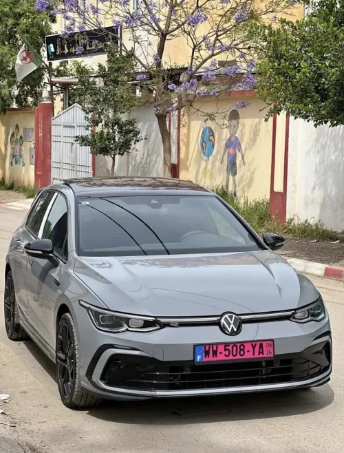 Volkswagen Golf 8 2025 R Black Edition 