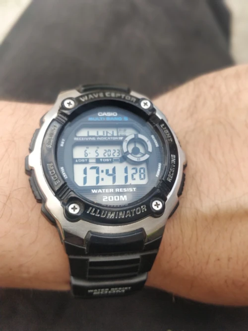 Montre swiss femme