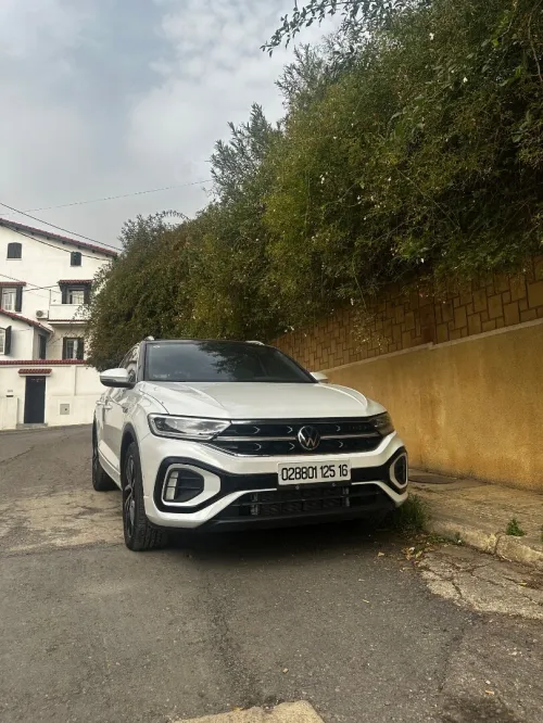 Volkswagen T-Roc 2025 R