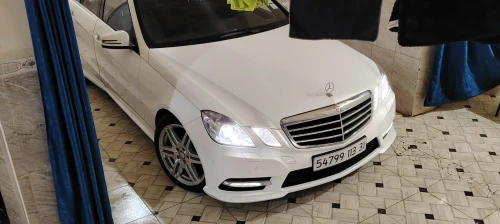 Mercedes Classe E 2013 AVANTGARDE Pack AMG