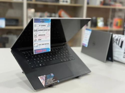 LAPTOP DELL  PRECISION 7520  I7-7820U /16G/256G SSD/NVIDIA QUADRO M1200 4G 15.6''FHD  OCCA/ WIN 10