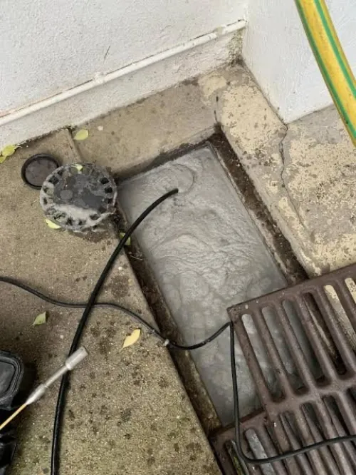Services de nettoyage sanitaire urgents Travaux D'assainissement Débouchage