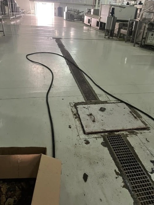 Location de camions de curage des eaux usées débouchage canalisation vidange fosse septique 